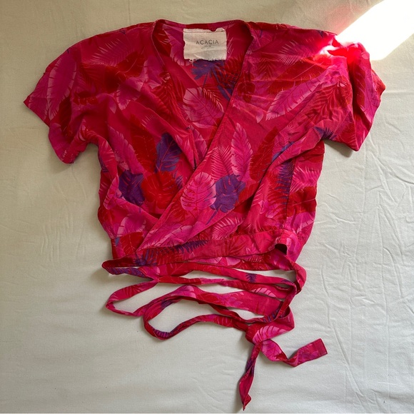Acacia, silk crop top with WRAP TIES/bow - pink SMALL - Picture 3 of 4
